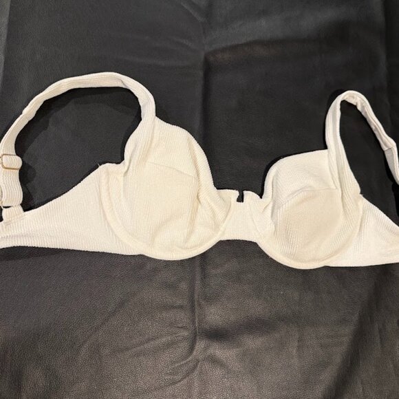 VETCHY Laguna Bikini Set – White - Picture 2 of 6